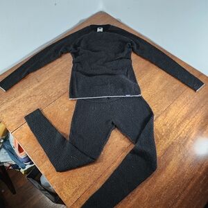 Patagonia women's capilene air merino wool base layer small top bottom set black